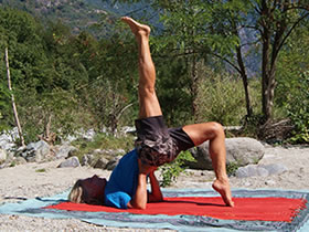 Brückenstellung - Sethu Bandhasana Variation 1