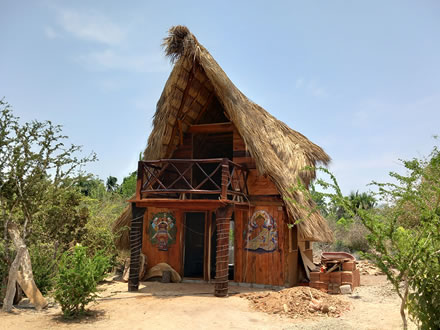 Kutir - Yoga-Hütte